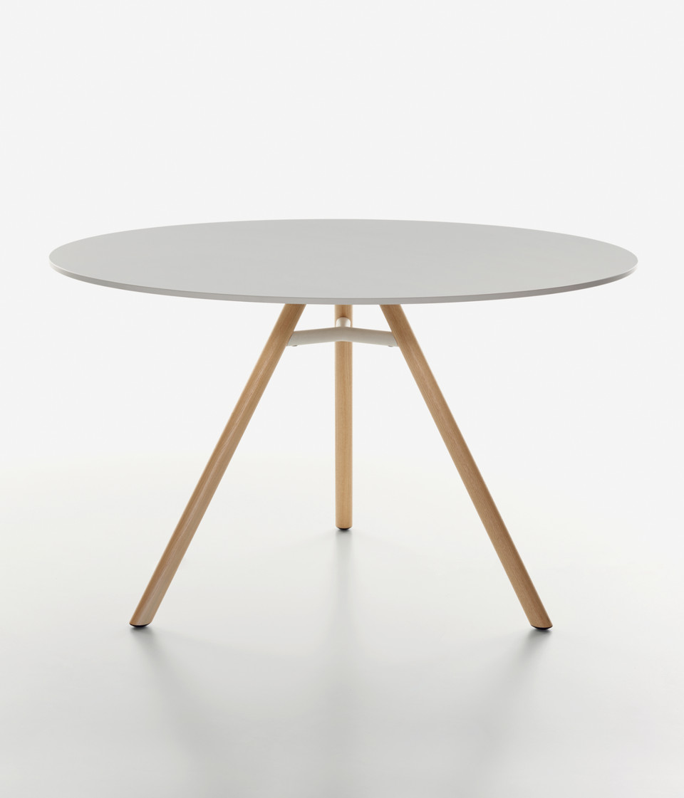 Plank - MART table, round table top, natural ash legs, white HPL top