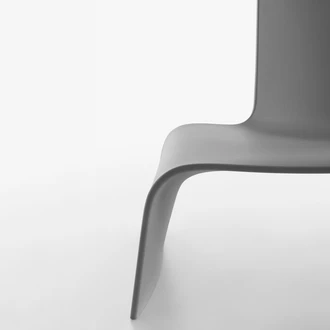 land lounge chair detail 